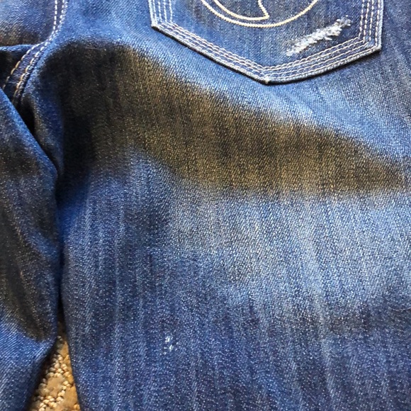 Arden B Distressed Jeans - Picture 15 of 15